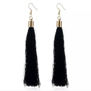 🖤 Black Tassel Earrings